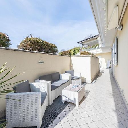 Luxury Apartment With Swimming Pool Lonato Εξωτερικό φωτογραφία